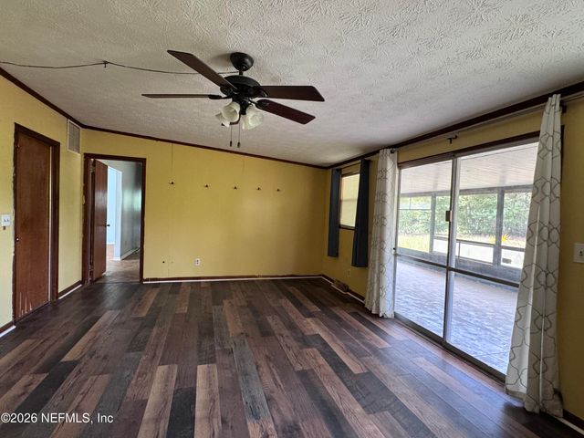 5527 MAXINE Drive, Jacksonville, FL 32277