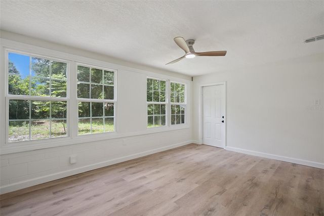 137 LUCERNE DRIVE, Debary, FL 32713