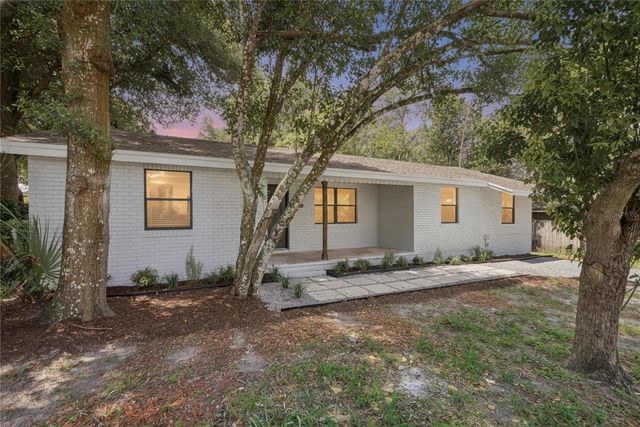 137 LUCERNE DRIVE, Debary, FL 32713