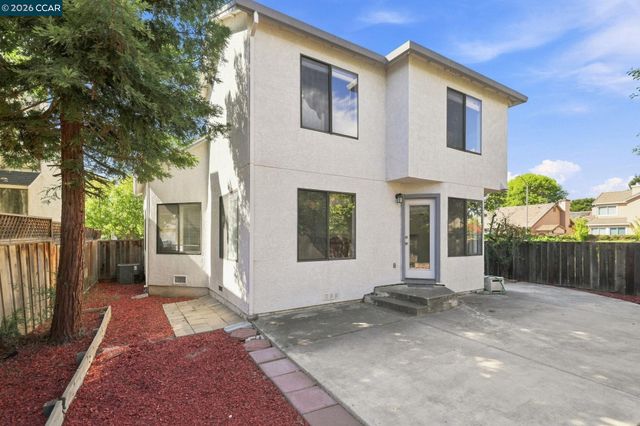 975 Doeskin Ter, Brentwood, CA 94513