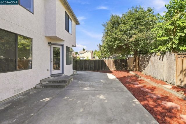 975 Doeskin Ter, Brentwood, CA 94513