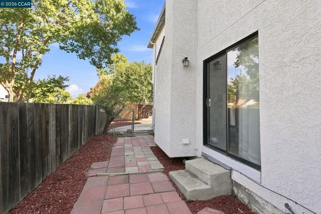 975 Doeskin Ter, Brentwood, CA 94513
