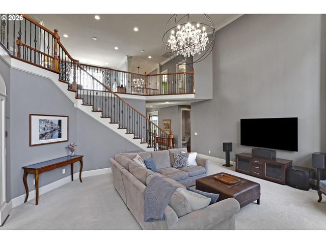 2216 Nw RAMSEY Dr, Portland, OR 97229