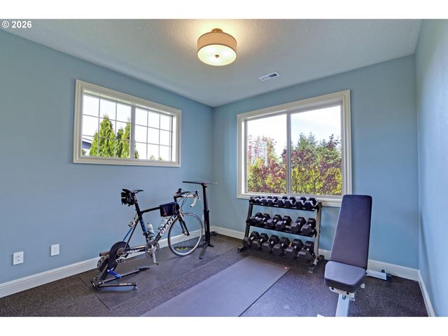 2216 Nw RAMSEY Dr, Portland, OR 97229