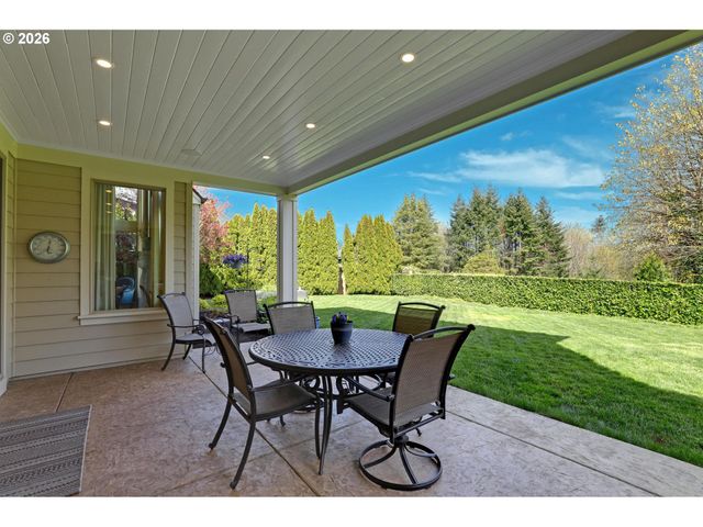 2216 Nw RAMSEY Dr, Portland, OR 97229