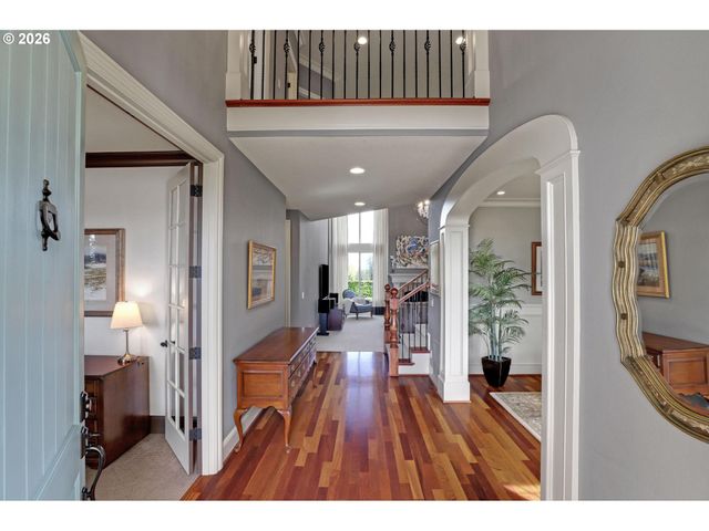 2216 Nw RAMSEY Dr, Portland, OR 97229