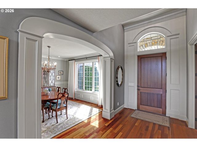 2216 Nw RAMSEY Dr, Portland, OR 97229