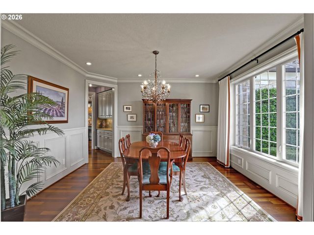 2216 Nw RAMSEY Dr, Portland, OR 97229