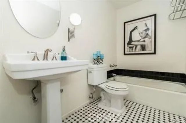 420 Redondo Avenue, Long Beach, CA 90814