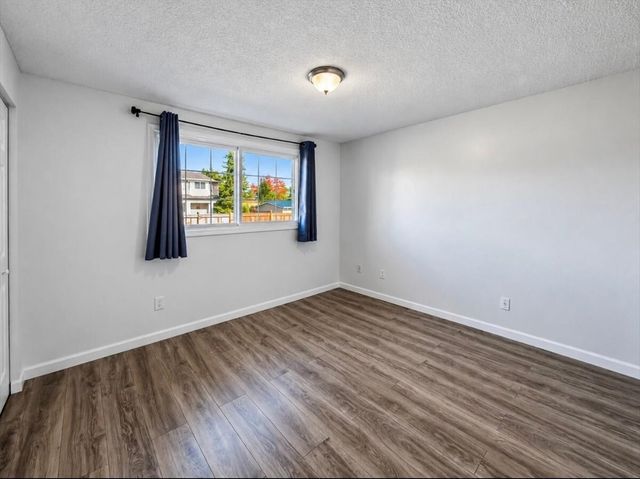 24404 14th Avenue S, Des Moines, WA 98198