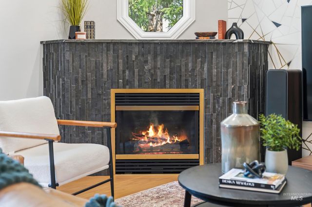 665 E Parkway Court, Boise, ID 83706