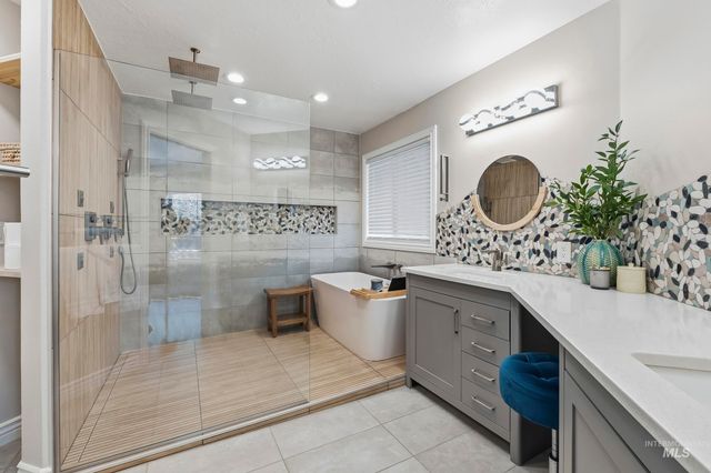 665 E Parkway Court, Boise, ID 83706