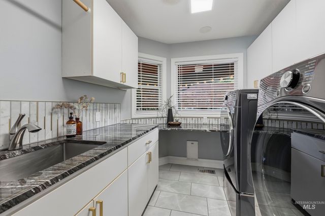 665 E Parkway Court, Boise, ID 83706