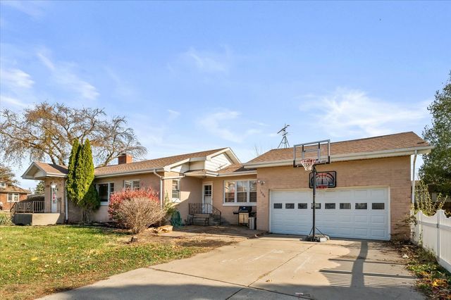 1060 Catherine Street, Joliet, IL 60435