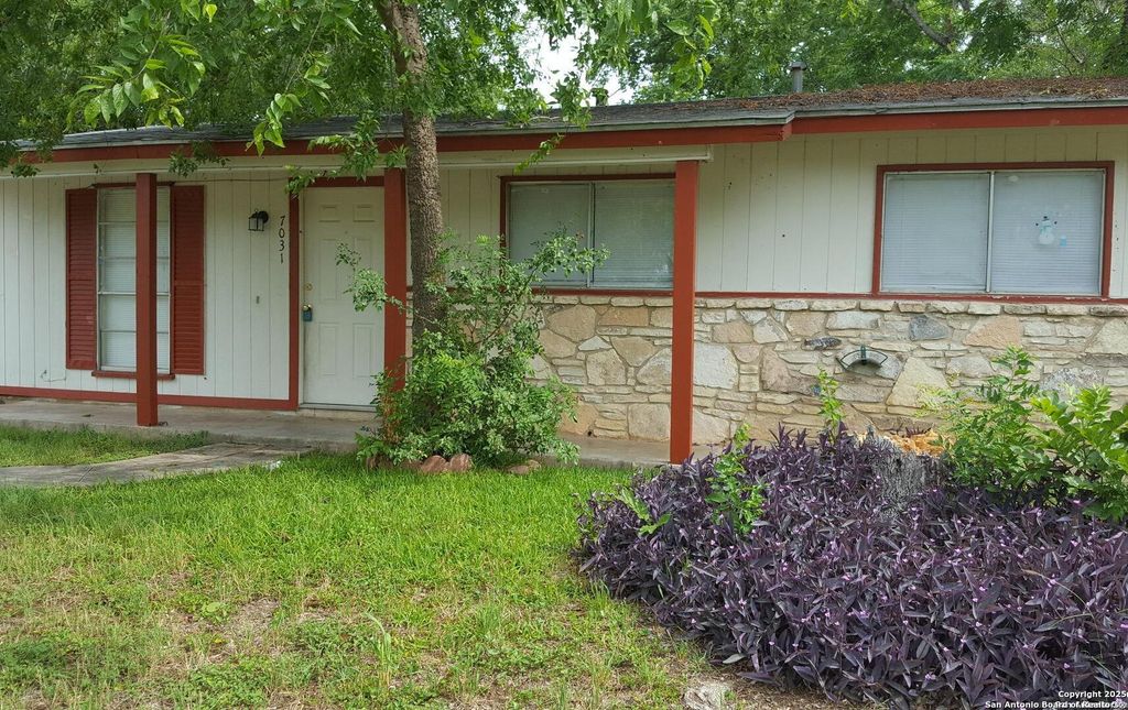7031 Belgreen, San Antonio, TX 78227