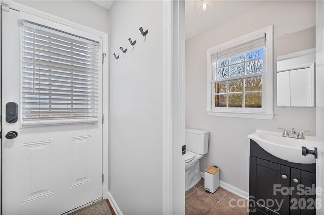 5528 Doverstone Court, Charlotte, NC 28208