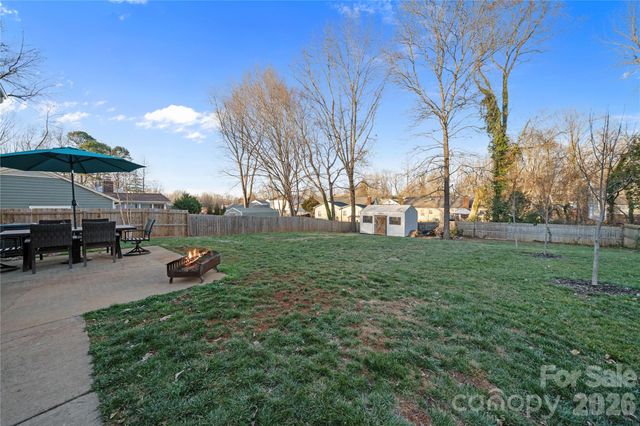 5528 Doverstone Court, Charlotte, NC 28208