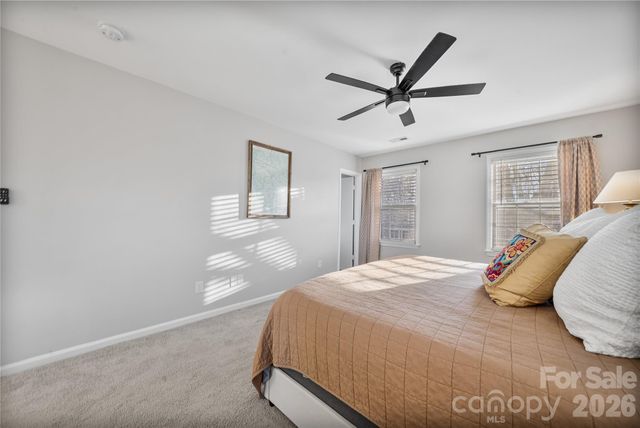 5528 Doverstone Court, Charlotte, NC 28208