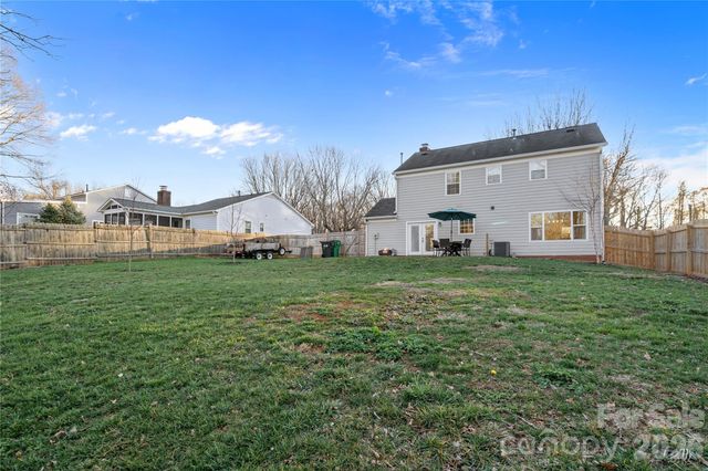 5528 Doverstone Court, Charlotte, NC 28208