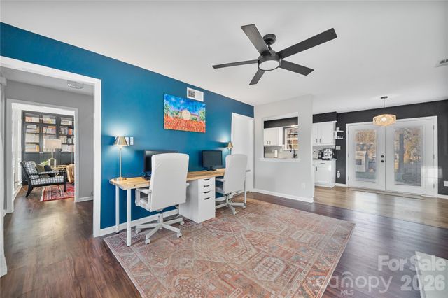 5528 Doverstone Court, Charlotte, NC 28208