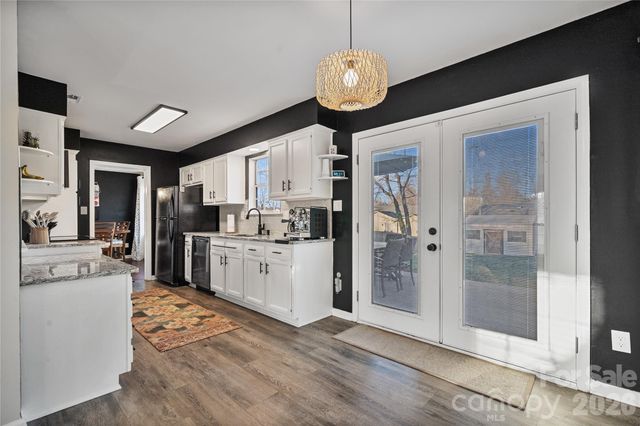 5528 Doverstone Court, Charlotte, NC 28208