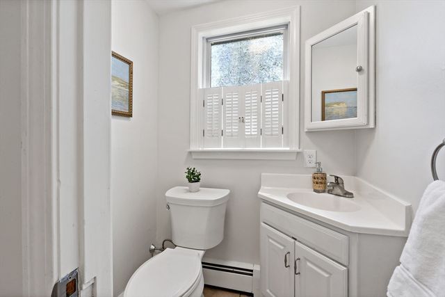 341 Seaview Ave, Swansea, MA 02777