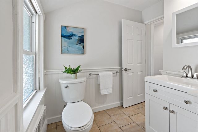 341 Seaview Ave, Swansea, MA 02777