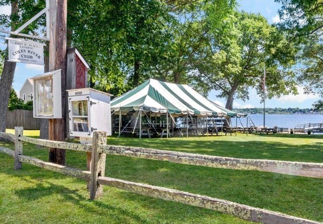 341 Seaview Ave, Swansea, MA 02777