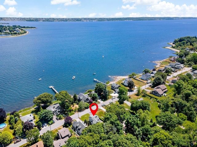 341 Seaview Ave, Swansea, MA 02777