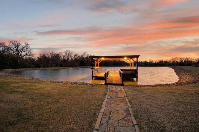 10066 Arnold Lane, Bryan, TX 77808