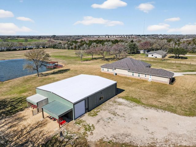 10066 Arnold Lane, Bryan, TX 77808