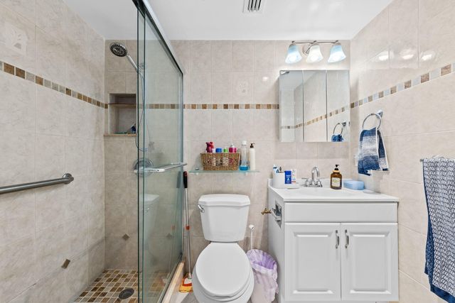 850 E Horizons E 309, Boynton Beach, FL 33435
