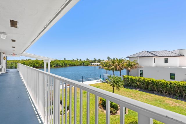 850 E Horizons E 309, Boynton Beach, FL 33435