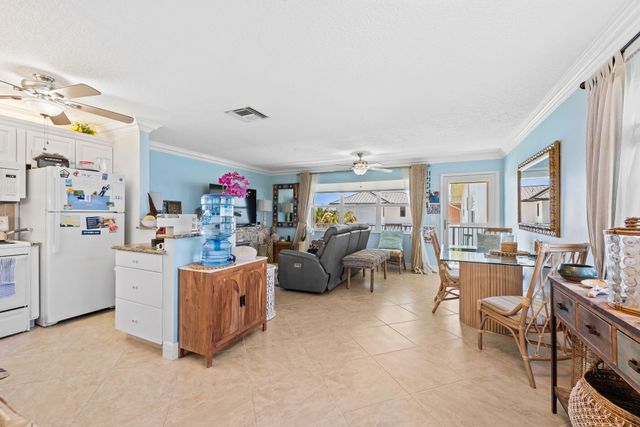 850 E Horizons E 309, Boynton Beach, FL 33435
