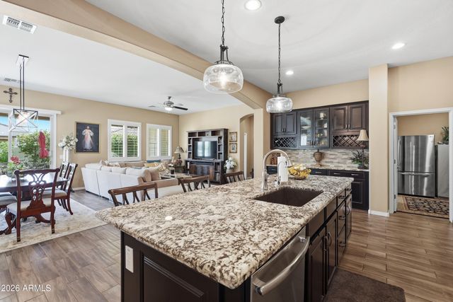10345 E KINETIC Drive, Mesa, AZ 85212