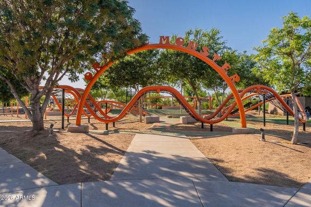 10345 E KINETIC Drive, Mesa, AZ 85212