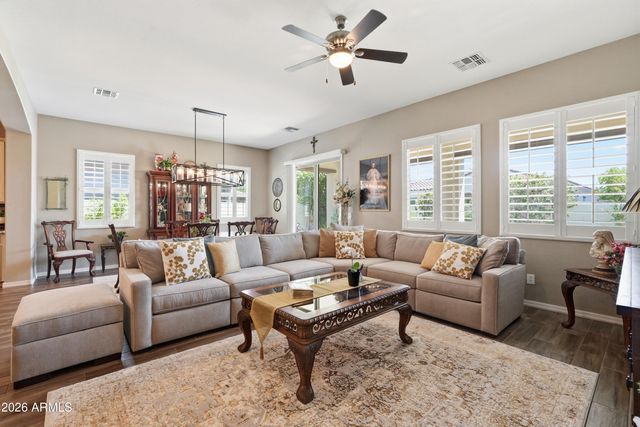 10345 E KINETIC Drive, Mesa, AZ 85212