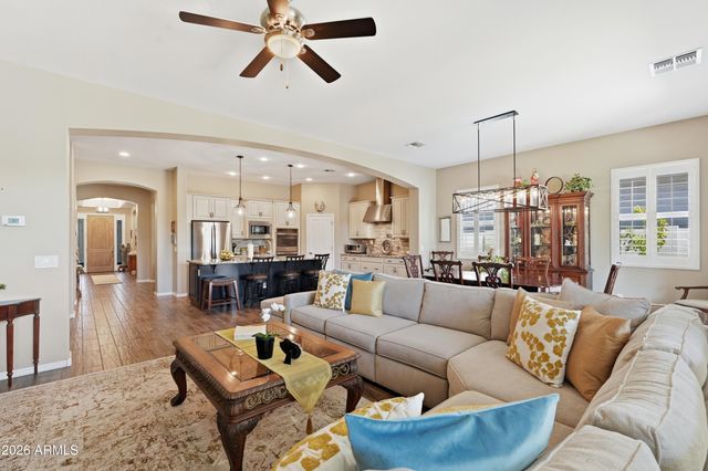 10345 E KINETIC Drive, Mesa, AZ 85212