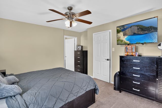 7 E Rocket Circle, Park Forest, IL 60466