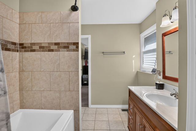 7 E Rocket Circle, Park Forest, IL 60466