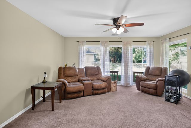 7 E Rocket Circle, Park Forest, IL 60466