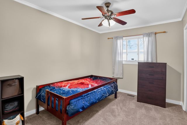 7 E Rocket Circle, Park Forest, IL 60466