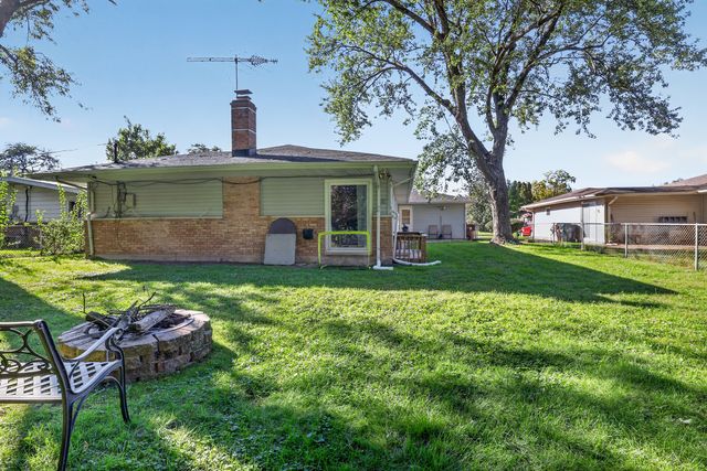 7 E Rocket Circle, Park Forest, IL 60466