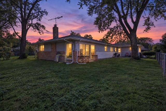 7 E Rocket Circle, Park Forest, IL 60466
