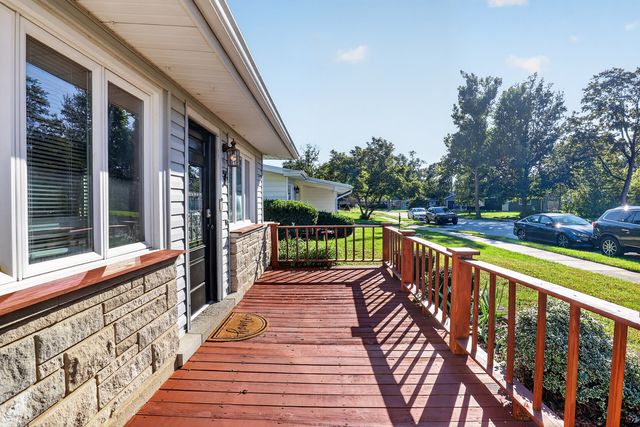 7 E Rocket Circle, Park Forest, IL 60466