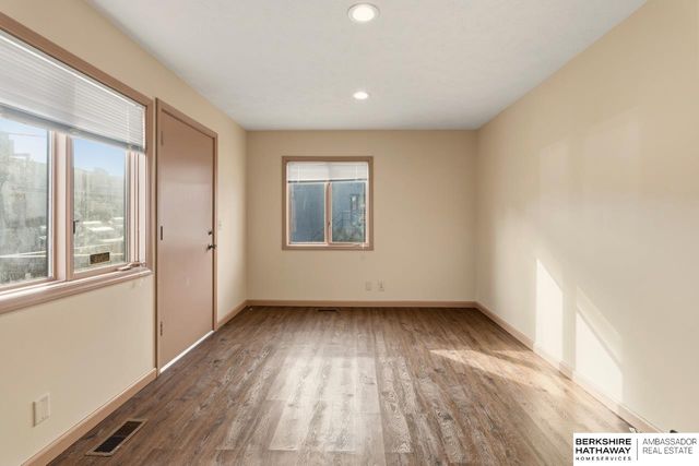 115 N 36th Street, Omaha, NE 68131