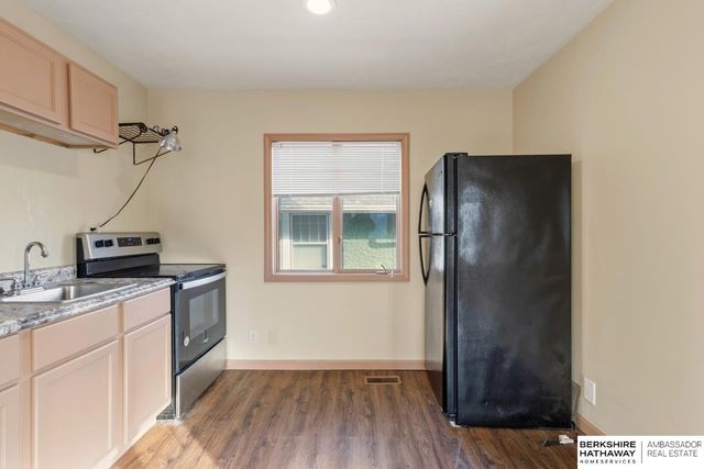 115 N 36th Street, Omaha, NE 68131