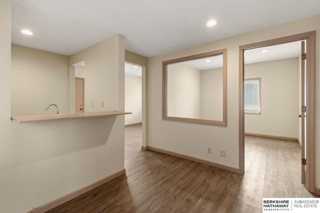 115 N 36th Street, Omaha, NE 68131