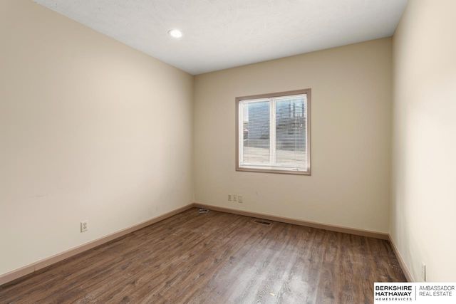 115 N 36th Street, Omaha, NE 68131