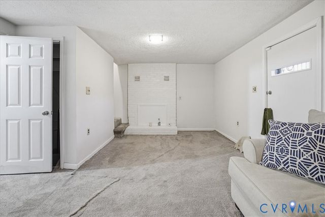 911 Augusta Ave, Petersburg, VA 23803